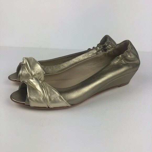 AGL Classic Metallic Gold Wedges Peep Toe 38 1/2 - Picture 1 of 11